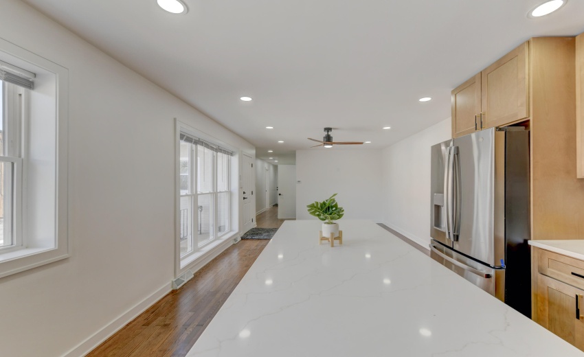 6525 Kennedy-11
