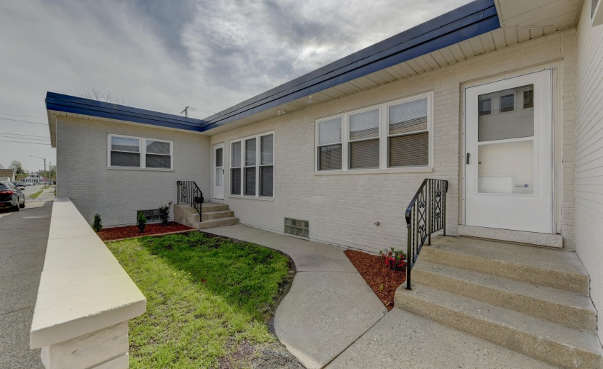 6525 Kennedy-4