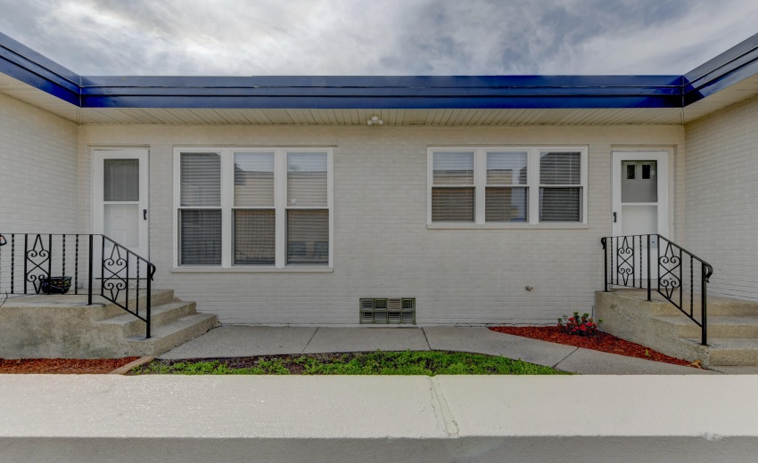 6525 Kennedy-5