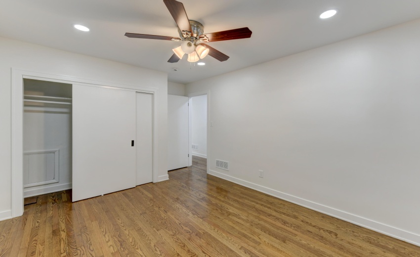 6525 Kennedy-17