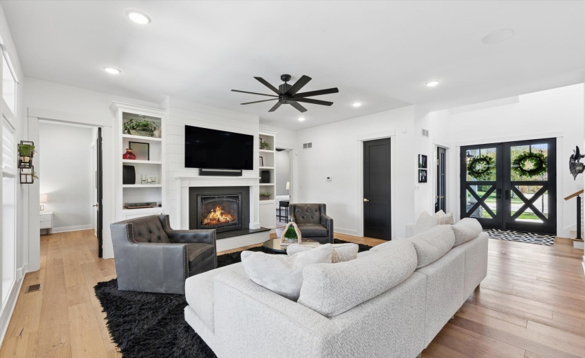 14-Living Room