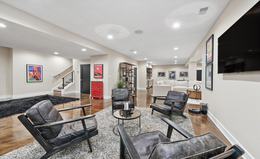 22-Family Room