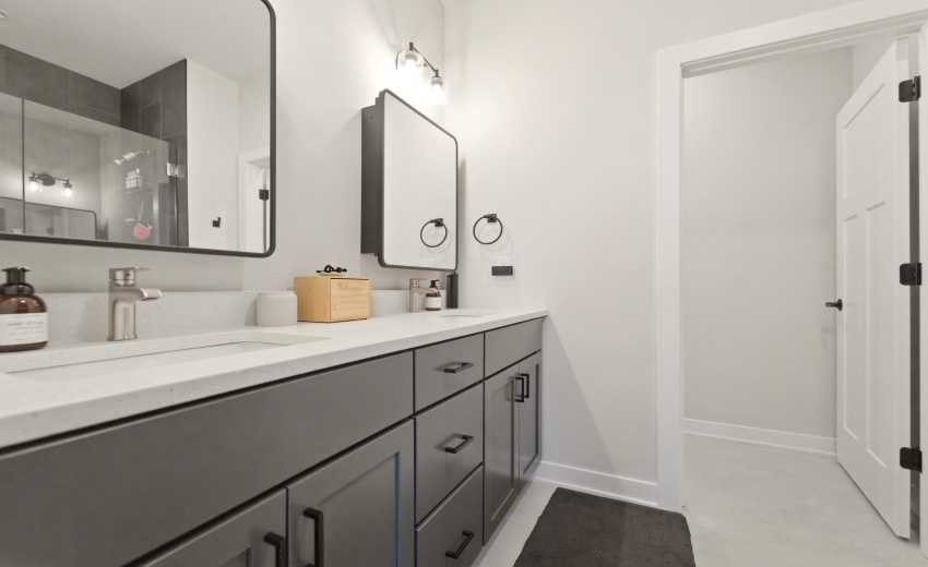 Master bathroom