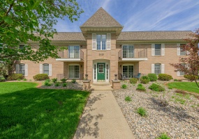 2629 Georgetowne Drive, Highland, Indiana, 2 Bedrooms Bedrooms, 5 Rooms Rooms,2 BathroomsBathrooms,Residential,For Sale,Georgetowne,NRA837880