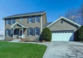 529 Windridge Drive, Chesterton, Indiana, 4 Bedrooms Bedrooms, 9 Rooms Rooms,4 BathroomsBathrooms,Residential,For Sale,Windridge,NRA835938