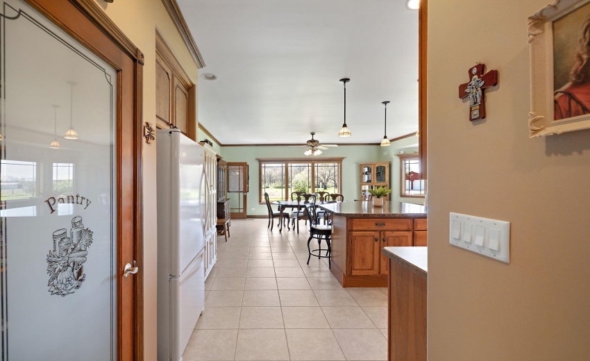 Walk-in pantry