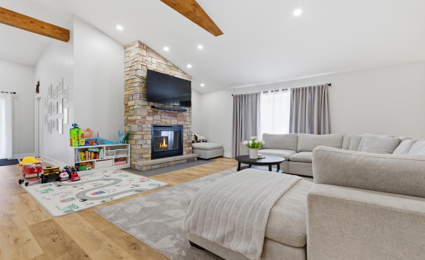 9_815 schilling dr 9