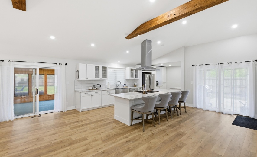 12_815 schilling dr 12