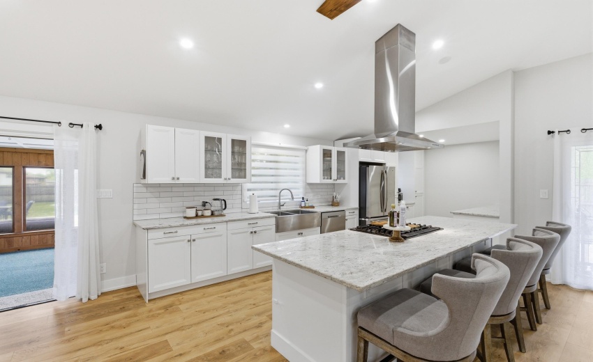 13_815 schilling dr 13