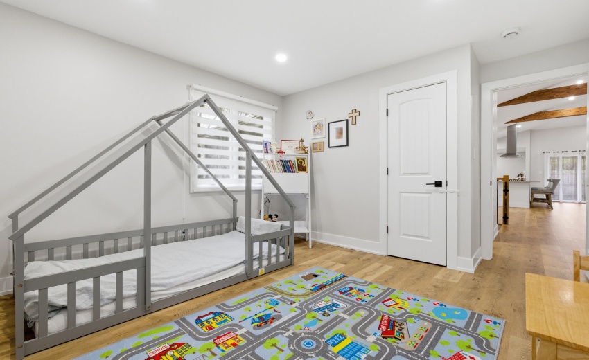 28_815 schilling dr 28