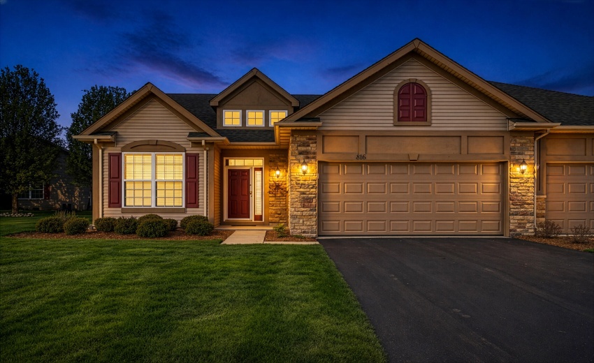 816-charlevoix-schererville-twilight