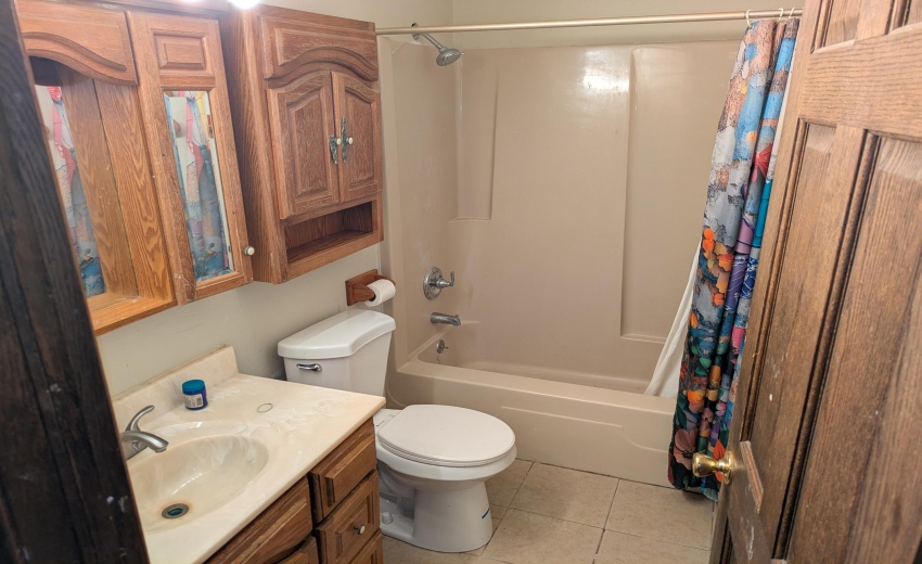 PXL_20251117_170701252