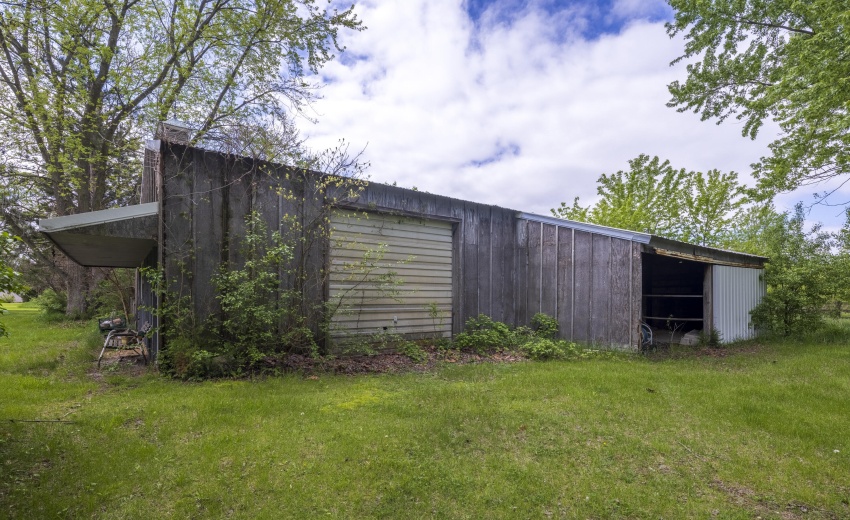 RBarn1100N0011