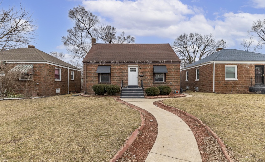 745 Porter St-1