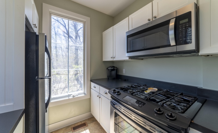 GKitchenMaggie0029