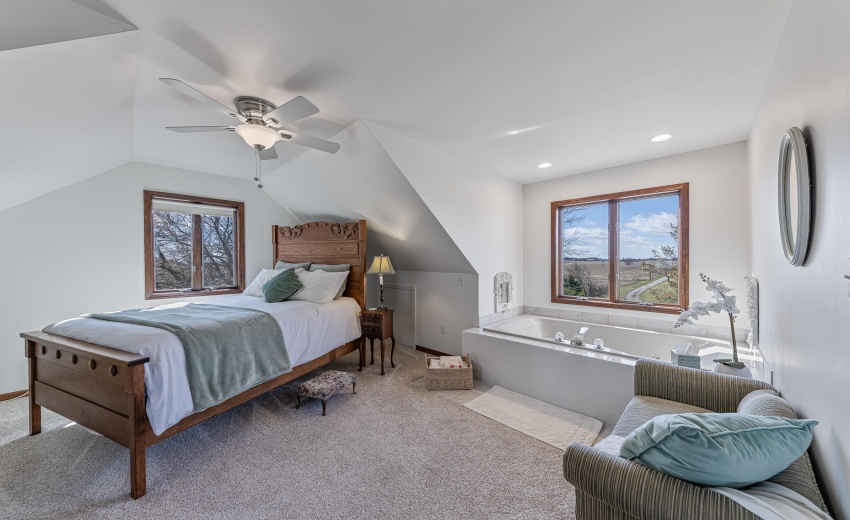 13161 Stateline Rd (20 of 36)