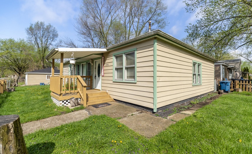 2392 Wheeler St-8