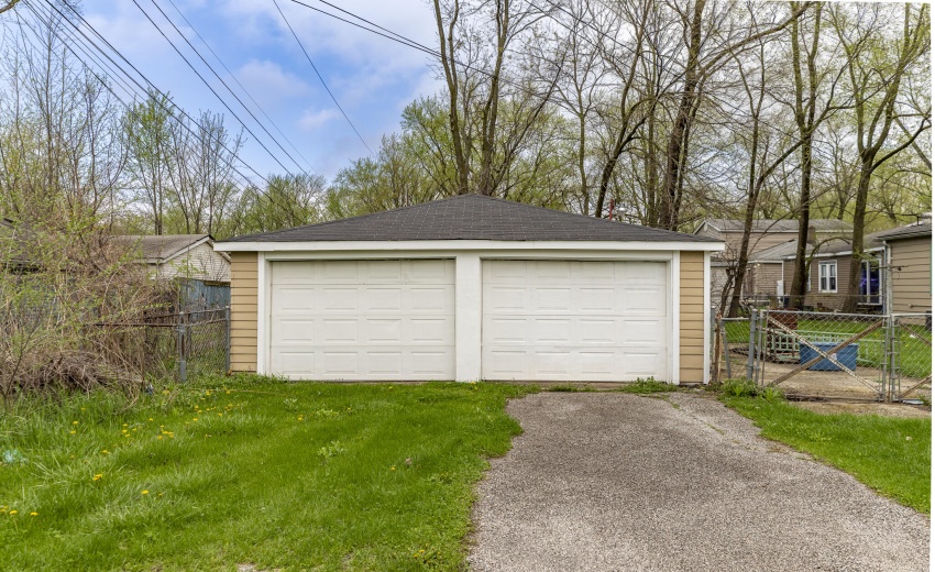 2392 Wheeler St-4