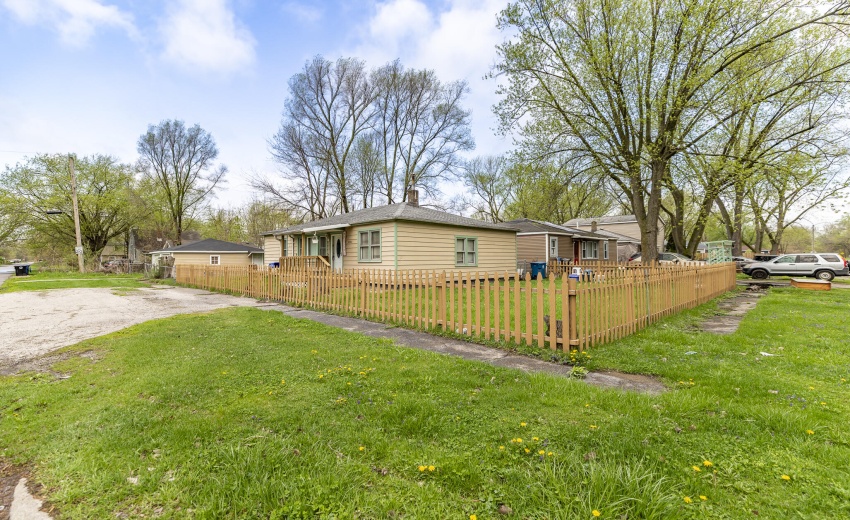 2392 Wheeler St-5