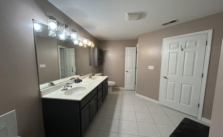 Master Bath 3