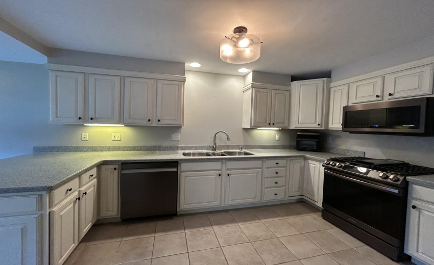 Kitchen 2