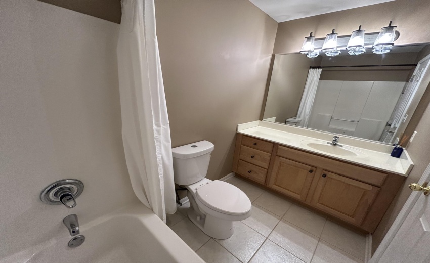 Upstairs Bedroom Bath