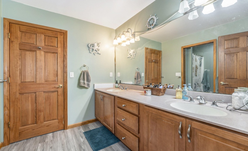 Double Vanity