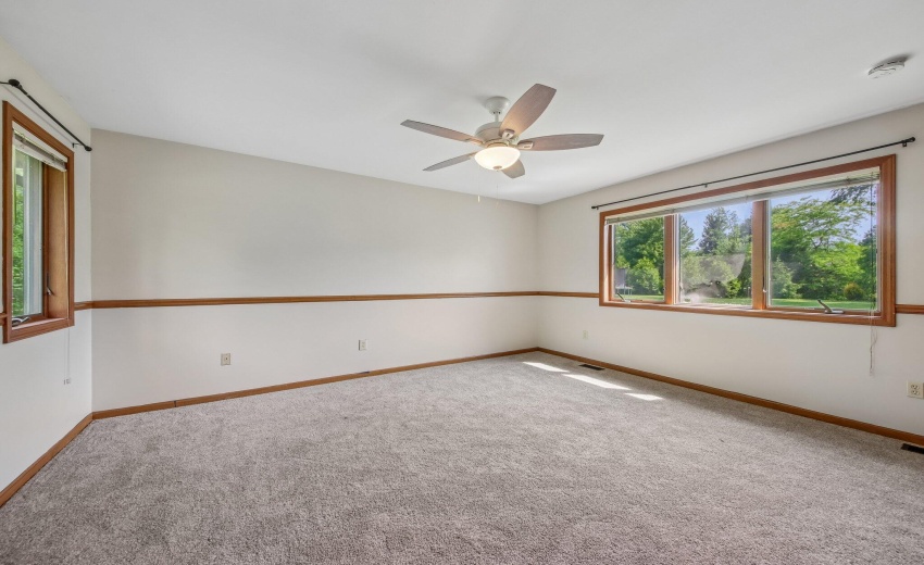 29-web-or-mls-S County Line Rd-S0506-029