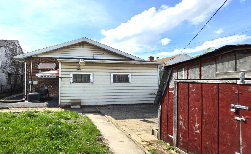 b3
