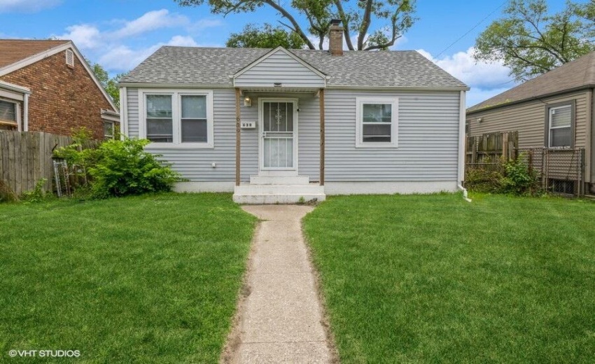 01_639IllinoisSt_57_FrontView_Small