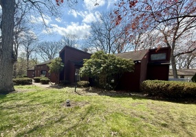 471 48, Winamac, Indiana, 3 Bedrooms Bedrooms, 10 Rooms Rooms,3 BathroomsBathrooms,Residential,For Sale,48,NRA838064