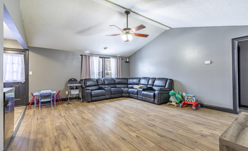 202 S Jefferson St-12 (1)