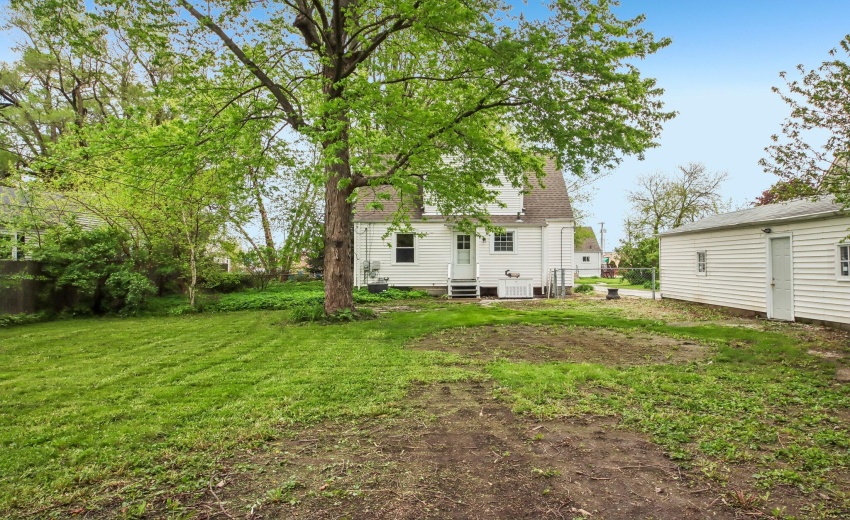 35-web-or-mls-Sycamore St-S3004-035