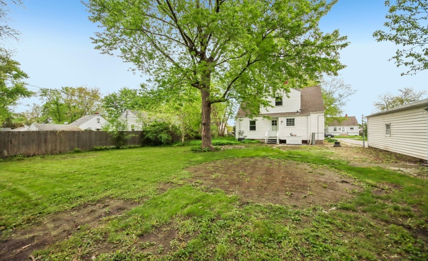 37-web-or-mls-Sycamore St-S3004-037