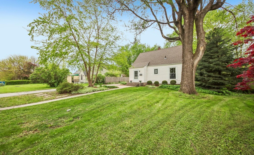 5-web-or-mls-Sycamore St-S3004-005