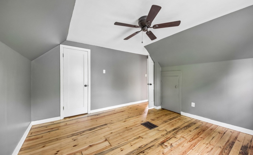 26-web-or-mls-Sycamore St-S3004-026
