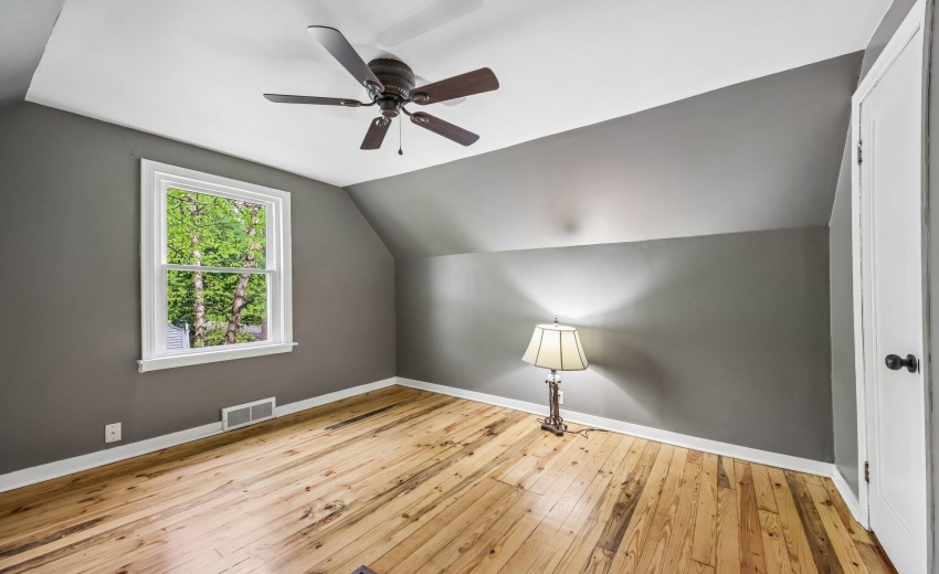 24-web-or-mls-Sycamore St-S3004-024
