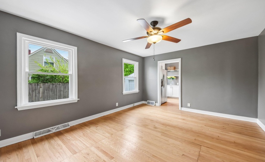 7-web-or-mls-Sycamore St-S3004-007