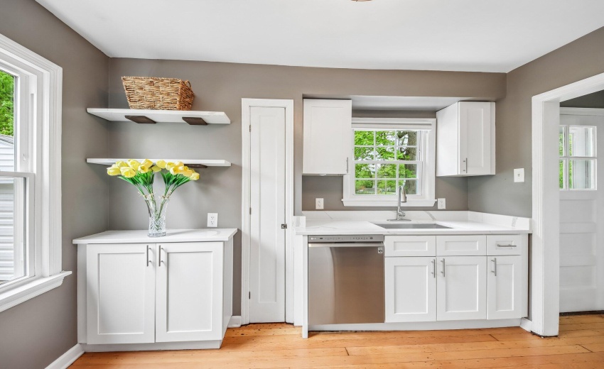 10-web-or-mls-Sycamore St-S3004-010