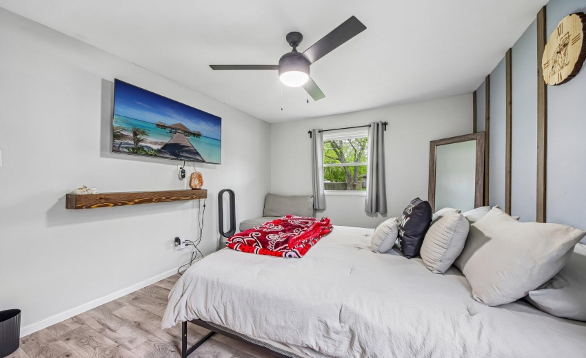 19-web-or-mls-Edison St-S3004-019