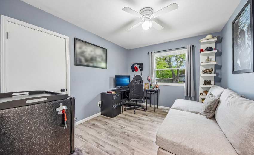 17-web-or-mls-Edison St-S3004-017