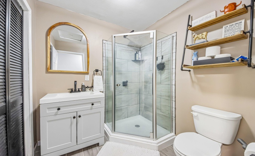 15-web-or-mls-Edison St-S3004-015