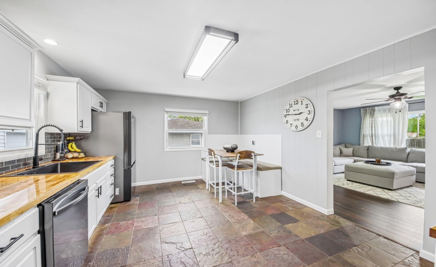 11-web-or-mls-Edison St-S3004-011