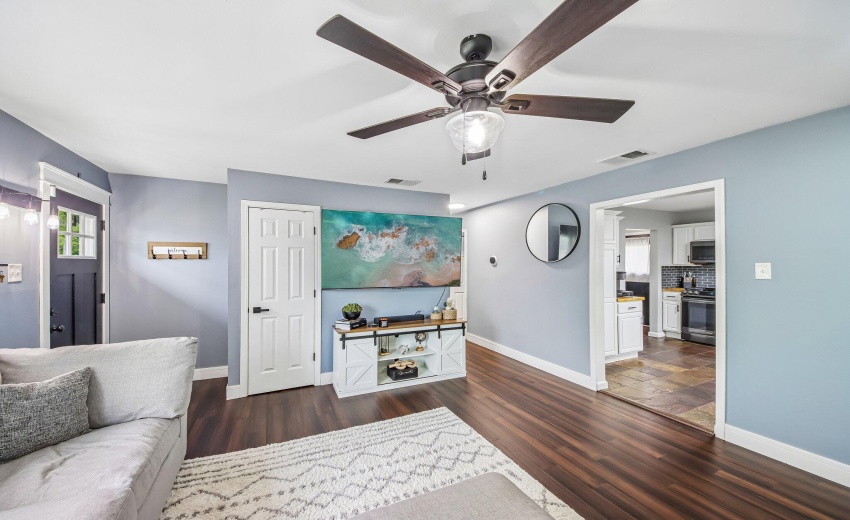 8-web-or-mls-Edison St-S3004-008