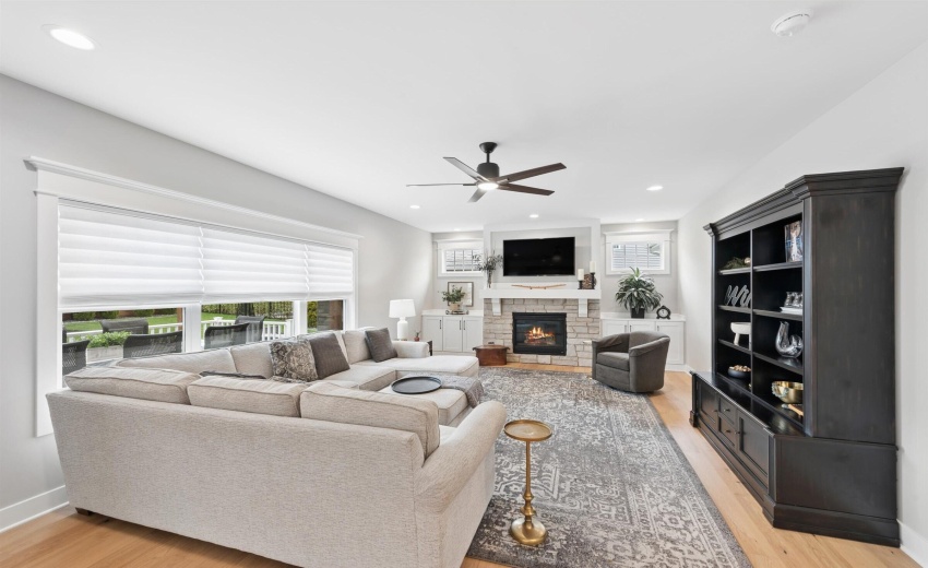 07-Family Room