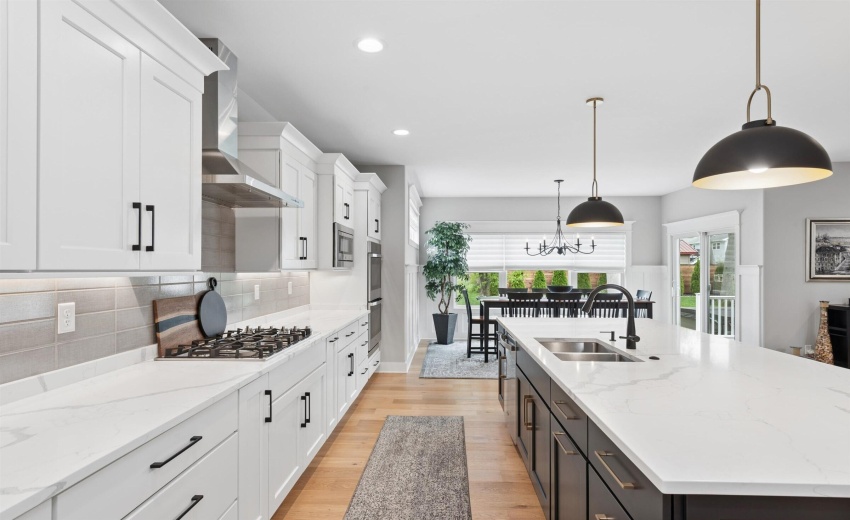 10-Kitchen
