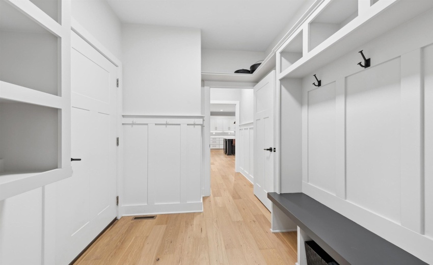 19-Mudroom