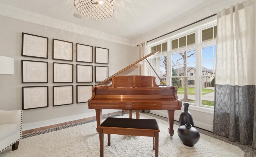 lance piano