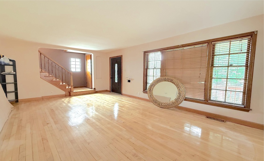 RealtyCam Photo 5