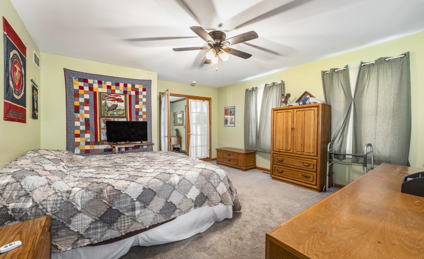 Main Flr Bedroom